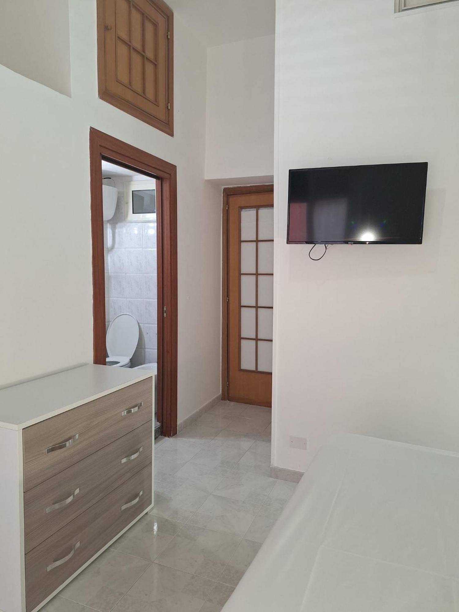 Hotel Cisterna'S House Neapel Zimmer foto
